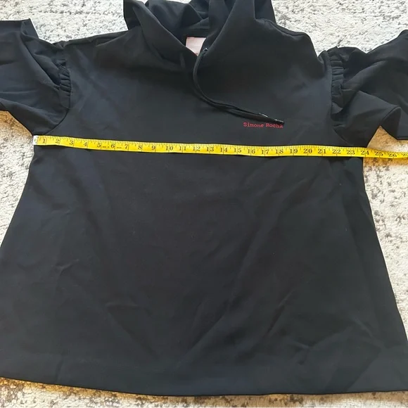 NWOT Simone Rocha x H&M Flared
Hoodie sz Large - Picture 15 of 16